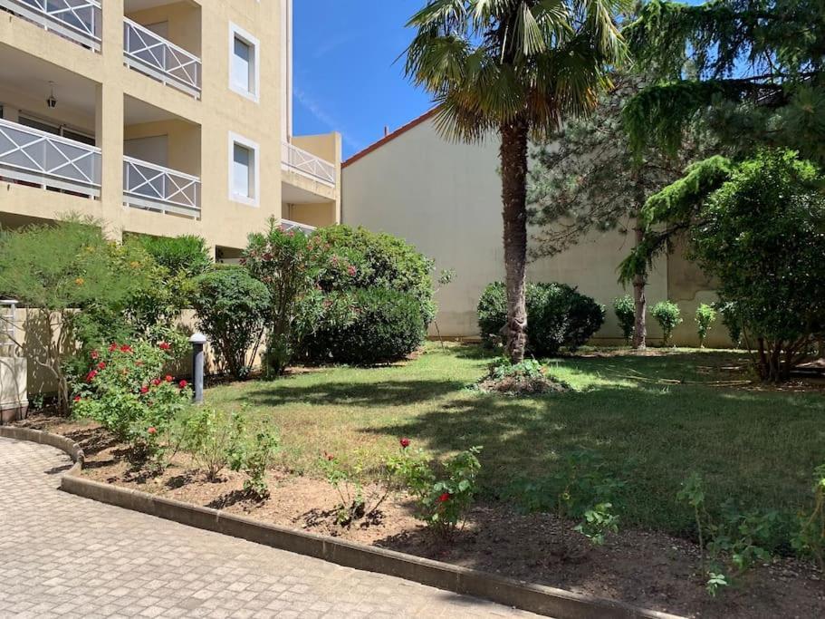 Appartement Super Arbore Avec Barbecue Et Parking Valence (Drome)