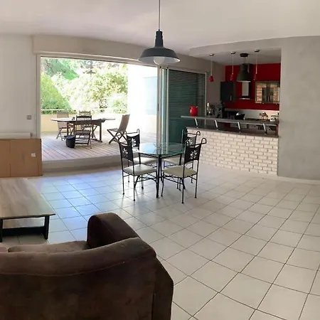 Super Appartement Arbore Avec Barbecue Et Parking Valence  Extérieur photo