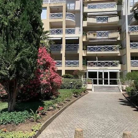 Super Appartement Arbore Avec Barbecue Et Parking Valence  Extérieur photo