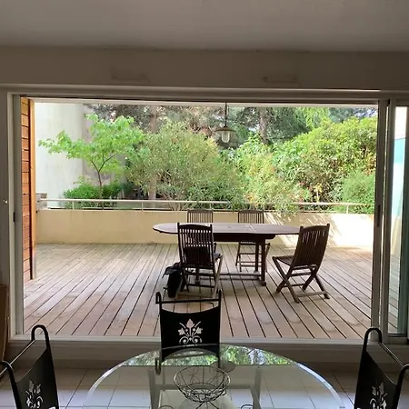 Super Appartement Arbore Avec Barbecue Et Parking Valence  Extérieur photo