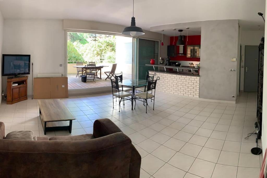 Super Arbore Avec Barbecue Et Parking Apartamento *